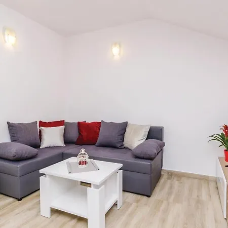 Appartement In Ston