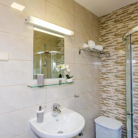 Apartment In Ston